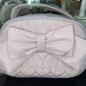 Betsy Johnson Pink Quilted Bow toiletry case